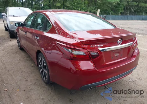 2018 Nissan Altima 2.5 Sr из США, поврежденный, VIN 1N4AL3AP5JC133531